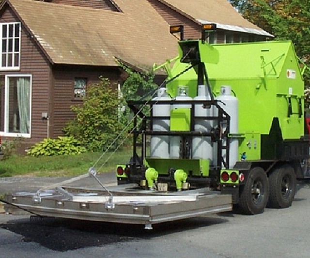 Автономная комплекс для инфракрасного ямочного ремонта дорог на базе прицепа  Mini-Combo